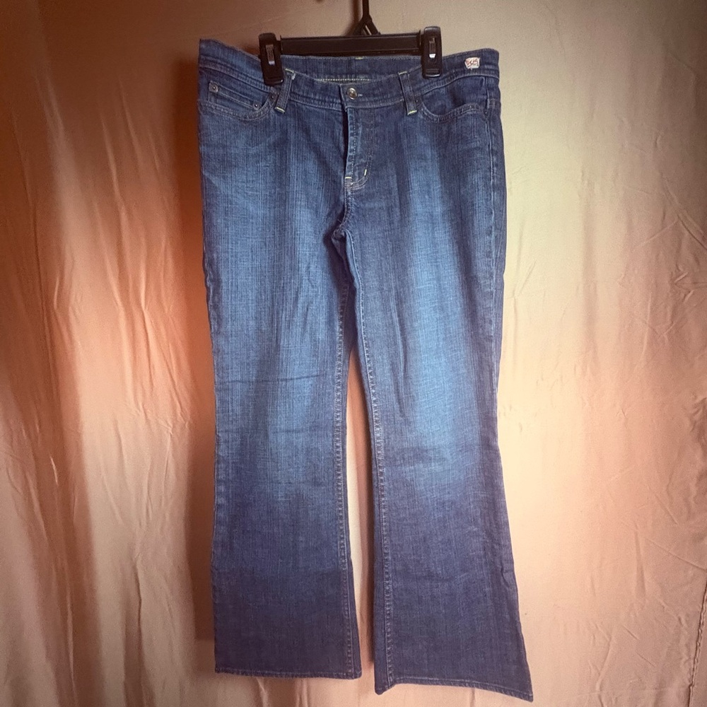X2 Denim Laboratory Flare Leg Dark Wash Low Rise Womens Size 8 short